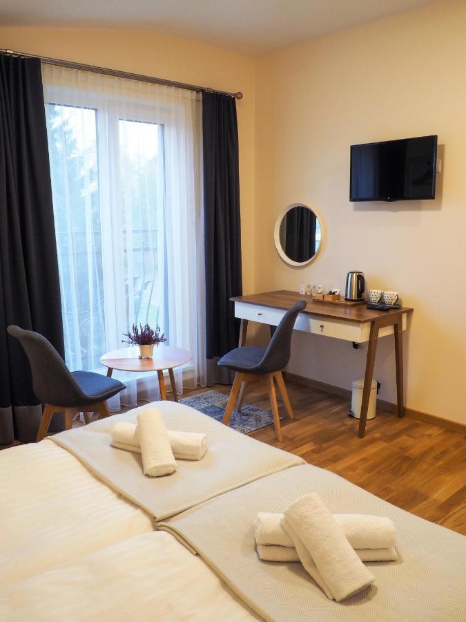 Sveciu Namai Zara Hotel Tytuvenai Exterior foto