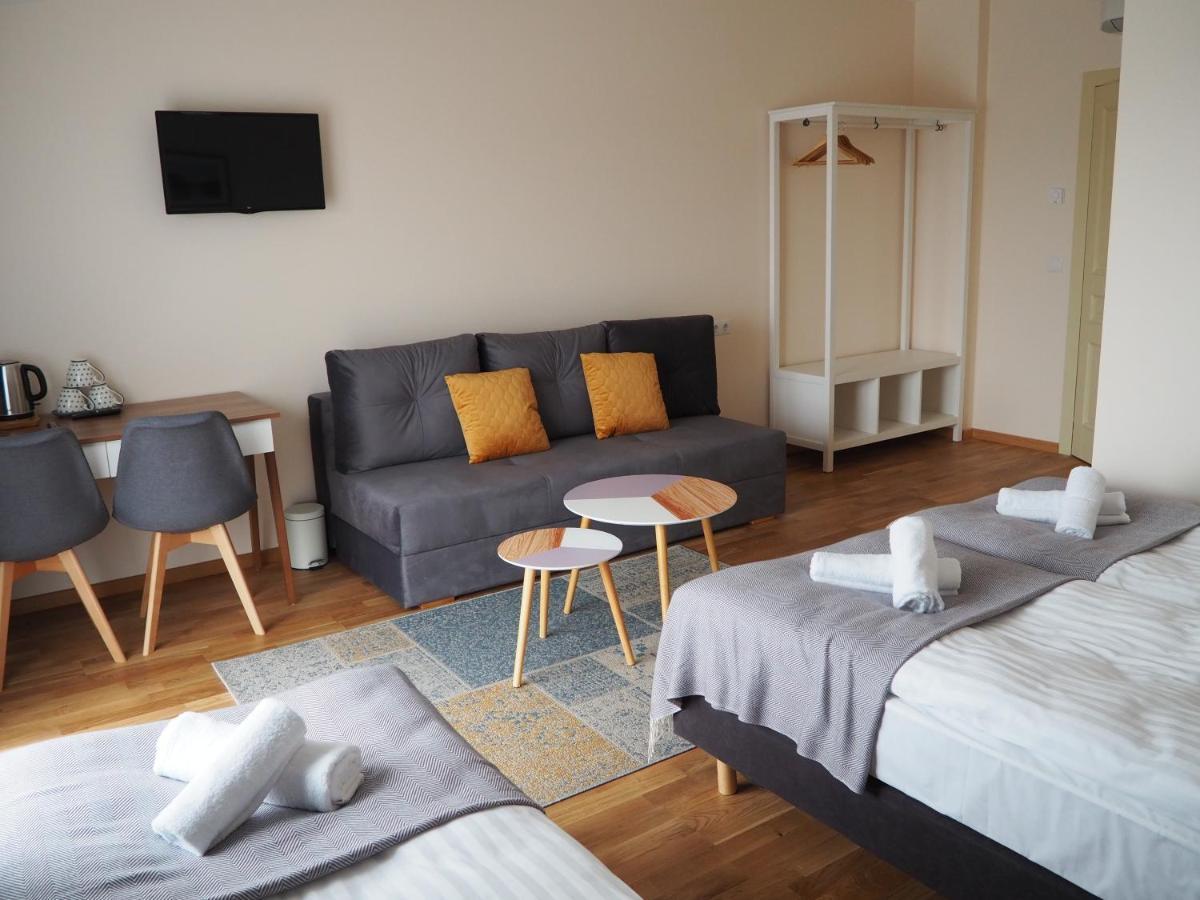 Sveciu Namai Zara Hotel Tytuvenai Exterior foto